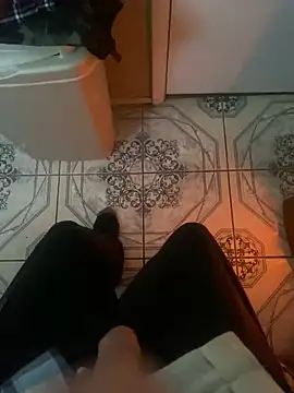 HoneyCoconuts online show from 02-18-25, 03:20