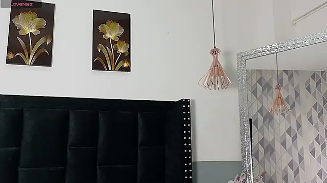 kinkyandsavage online show from 06-17-26, 07:24
