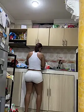 Snapshot of Naticol1 chatting on 02-07-26, 04:20 Naticol1 online show from 02-07-26, 04:20