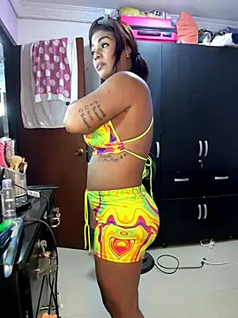 Naticol1 online show from 12-21-25, 03:19