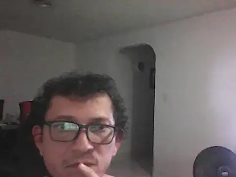 Bombi22 online show from 11-12-25, 02:37