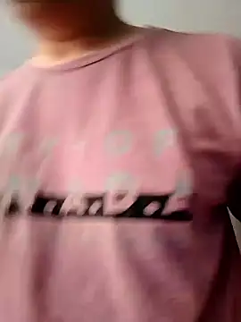 Bombi22 online show from 02-18-25, 06:26