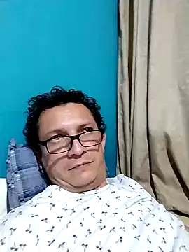 Bombi22 online show from 02-12-25, 05:26