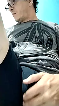 Bombi22 online show from 02-15-25, 02:47