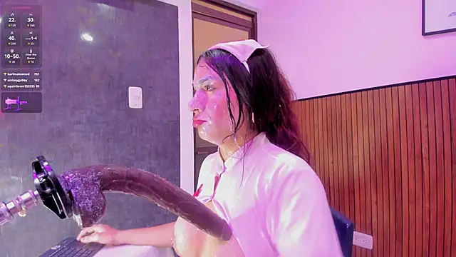 violett collins  online show from 02-20-26, 06:26