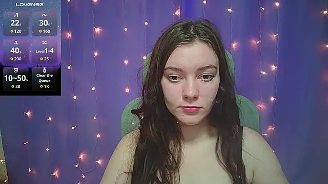 Lana  Cute  online show from 12-19-25, 11:45
