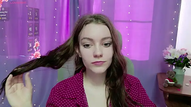 Lana  Cute  online show from 04-20-26, 02:29