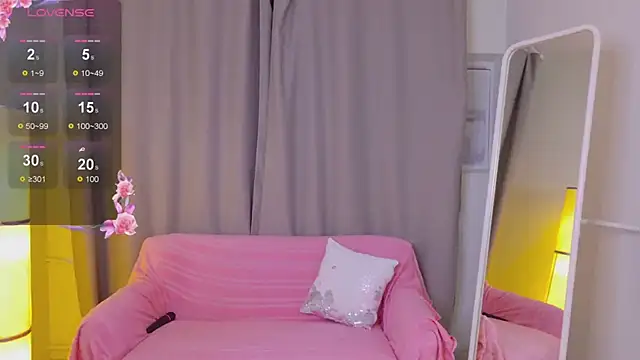 Lana  Cute  online show from 03-12-25, 08:31