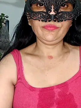 Snapshot of sexy_bhabhi69 chatting on 05-06-26, 09:02 sexy bhabhi69 online show from 05-06-26, 09:02