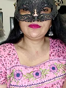 Snapshot of sexy_bhabhi69 chatting on 06-29-26, 05:45 sexy bhabhi69 online show from 06-29-26, 05:45
