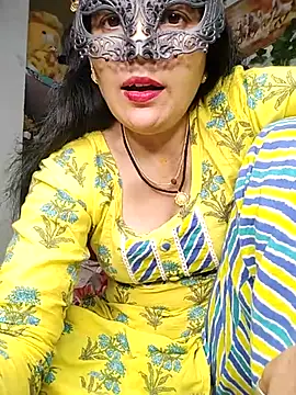 Snapshot of sexy_bhabhi69 chatting on 10-08-25, 09:33 sexy bhabhi69 online show from 10-08-25, 09:33