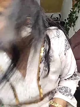 Snapshot of sexy_bhabhi69 chatting on 09-15-25, 07:31 sexy bhabhi69 online show from 09-15-25, 07:31