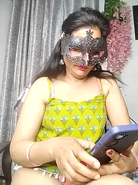 Snapshot of sexy_bhabhi69 chatting on 03-08-25, 07:42 sexy bhabhi69 online show from 03-08-25, 07:42