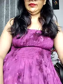 Snapshot of sexy_bhabhi69 chatting on 10-14-25, 05:24 sexy bhabhi69 online show from 10-14-25, 05:24