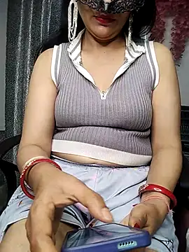 Snapshot of sexy_bhabhi69 chatting on 03-22-25, 09:13 sexy bhabhi69 online show from 03-22-25, 09:13