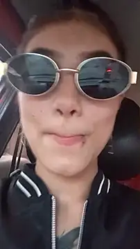 Snapshot of thamygomezz chatting on 10-06-25, 09:59 thamygomezz online show from 10-06-25, 09:59