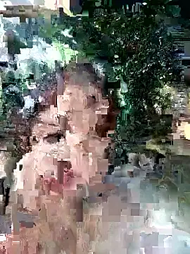 Snapshot of thamygomezz chatting on 10-04-25, 02:18 thamygomezz online show from 10-04-25, 02:18