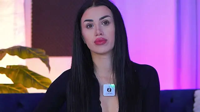 Jenna Day online show from 11-21-25, 05:39