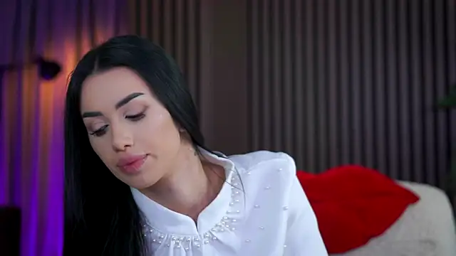 Jenna Day online show from 12-15-25, 07:31