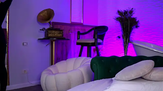 Jenna Day online show from 01-07-26, 06:40