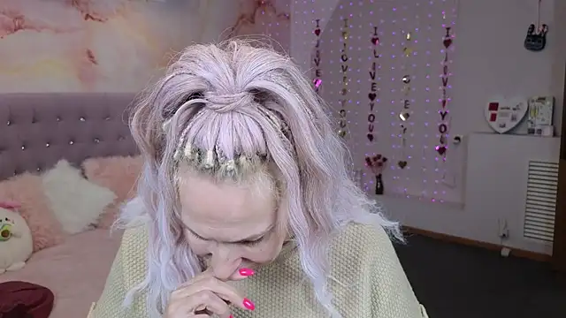 Snapshot of Penelope_Pinky chatting on 03-14-25, 05:35 Penelope Pinky online show from 03-14-25, 05:35