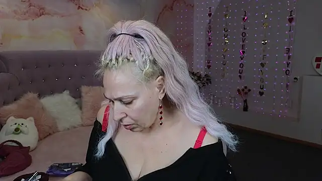 Snapshot of Penelope_Pinky chatting on 03-12-25, 06:43 Penelope Pinky online show from 03-12-25, 06:43