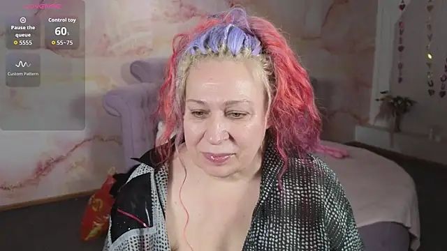 Penelope Pinky online show from 11-29-25, 08:03