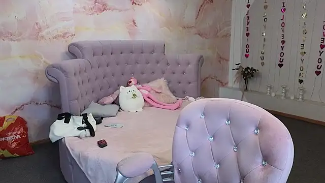 Snapshot of Penelope_Pinky chatting on 09-09-25, 03:49 Penelope Pinky online show from 09-09-25, 03:49