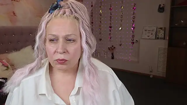 Snapshot of Penelope_Pinky chatting on 02-27-25, 02:54 Penelope Pinky online show from 02-27-25, 02:54