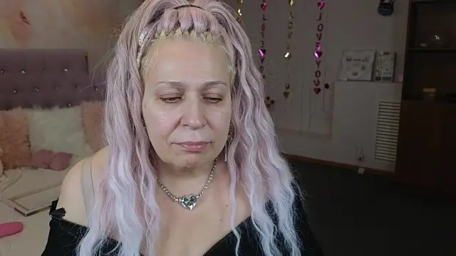 Snapshot of Penelope_Pinky chatting on 02-28-25, 02:09 Penelope Pinky online show from 02-28-25, 02:09