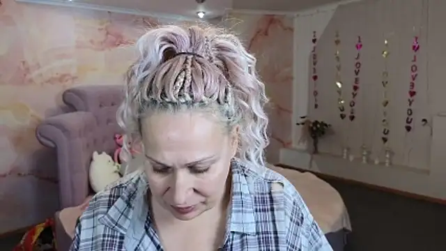 Snapshot of Penelope_Pinky chatting on 10-14-25, 12:06 Penelope Pinky online show from 10-14-25, 12:06