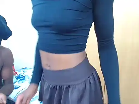 Snapshot of Smallboyfck chatting on 12-16-24, 05:33 Smallboyfck online show from 12-16-24, 05:33