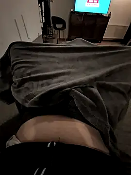 Snapshot of use_me69 chatting on 03-30-26, 06:09 use me69 online show from 03-30-26, 06:09