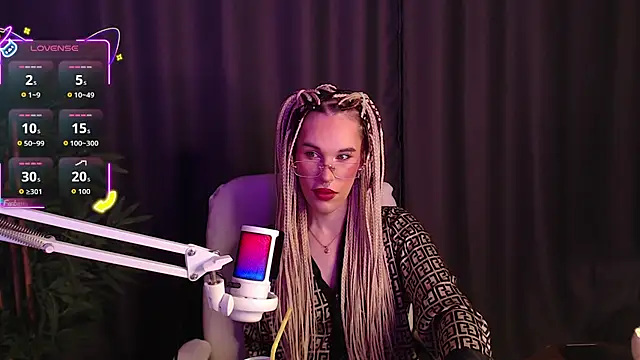 Cassie Bae online show from 11-28-25, 05:51