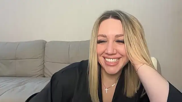 Snapshot of VickyLove047 chatting on 10-04-25, 08:49 VickyLove047 online show from 10-04-25, 08:49