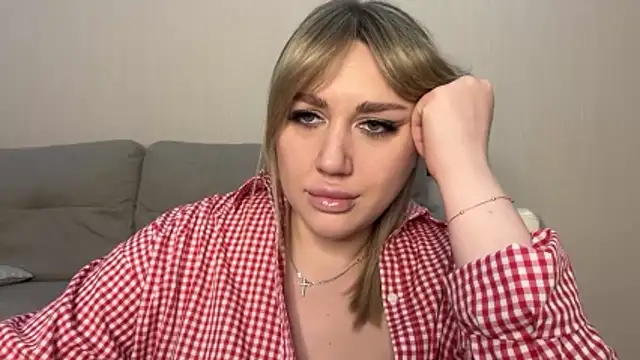 Snapshot of VickyLove047 chatting on 05-16-26, 10:36 VickyLove047 online show from 05-16-26, 10:36