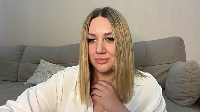 Snapshot of VickyLove047 chatting on 09-28-25, 09:27 VickyLove047 online show from 09-28-25, 09:27