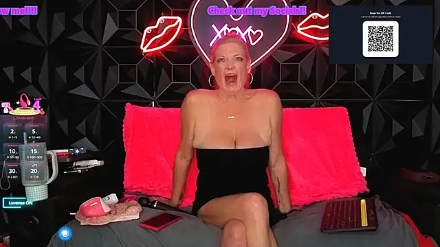 Snapshot of anastasiaxxx72 chatting on 07-12-26, 03:40 anastasiaxxx72 online show from 07-12-26, 03:40