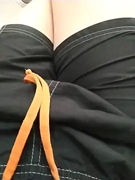 Dannydy2015 online show from 10-16-25, 04:37