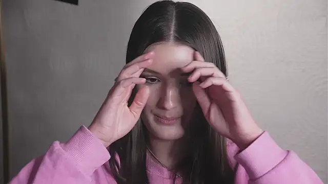 LucettaAldis online show from 12-15-24, 05:20