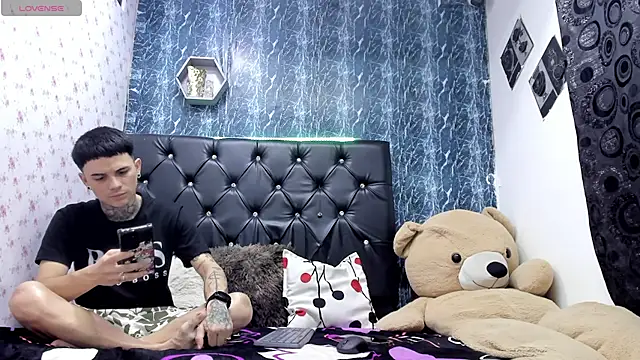 exotic hot couple online show from 02-04-26, 09:10