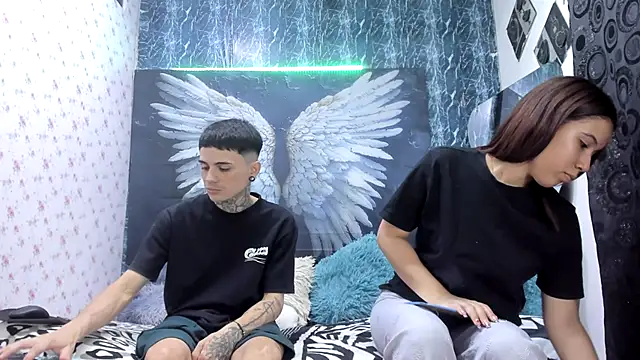 exotic hot couple online show from 04-15-26, 12:16