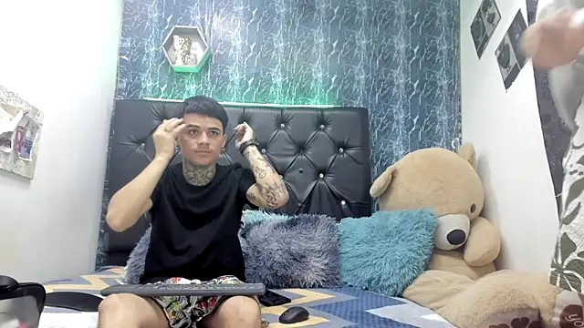 exotic hot couple online show from 11-26-25, 11:38