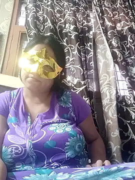 Snapshot of hornycoupleJandS chatting on 04-27-26, 01:09 hornycoupleJandS online show from 04-27-26, 01:09