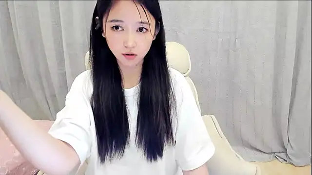 CN-Babycat online show from 10-10-25, 01:34