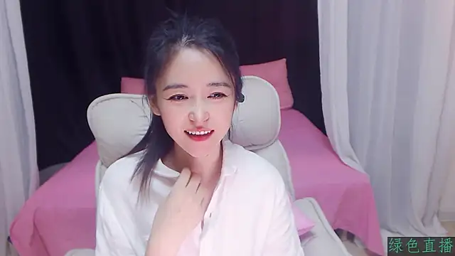 CN-Babycat online show from 11-16-25, 03:33