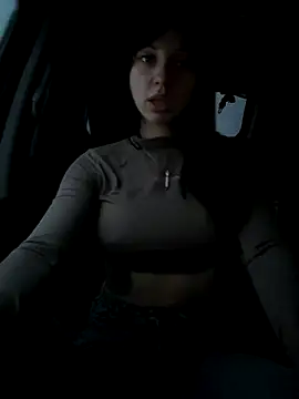 JulliaVegas online show from 11-10-25, 01:32