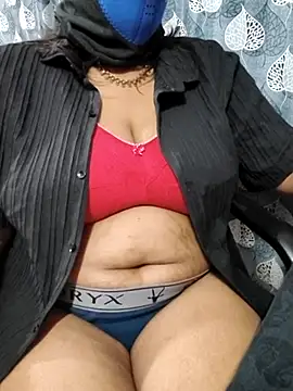 Snapshot of Tamilsathya2024 chatting on 05-08-26, 06:23 Tamilsathya2024 online show from 05-08-26, 06:23