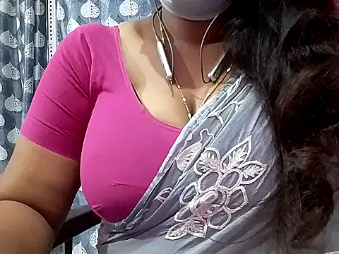 Snapshot of Tamilsathya2024 chatting on 03-14-25, 05:24 Tamilsathya2024 online show from 03-14-25, 05:24
