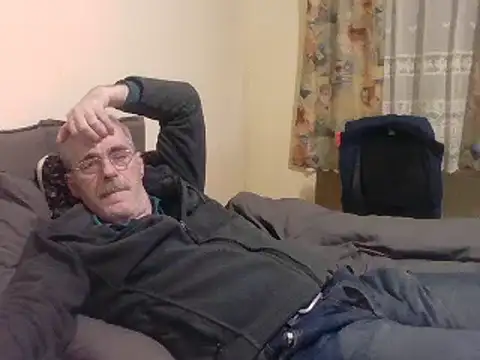 Snapshot of farock chatting on 01-08-25, 09:55 farock online show from 01-08-25, 09:55